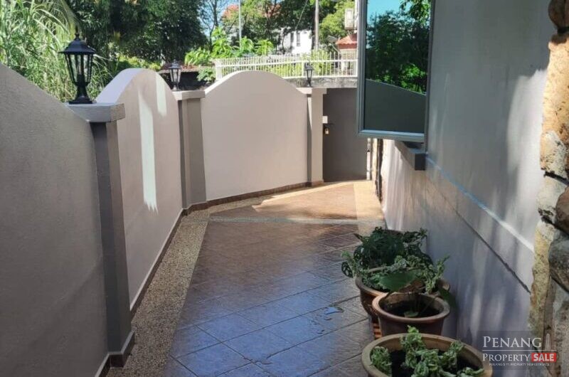 [Corner] Persiaran Mahsuri Terrace, Bayan Baru