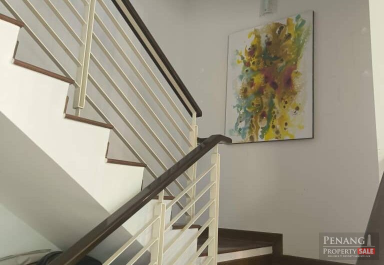 Jalan Bayu Triple Storey Semi-D, Batu Ferringhi