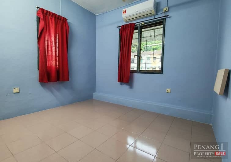 Cangkat Sungai Ara 2.5 Storey Terrace, Bayan Lepas