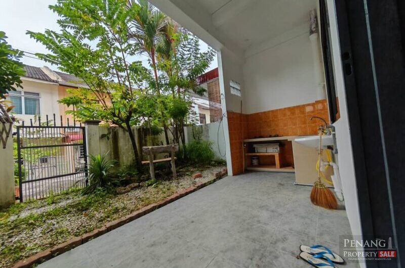 Cangkat Sungai Ara 2.5 Storey Terrace, Bayan Lepas