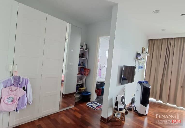 The Clovers, Bayan Lepas