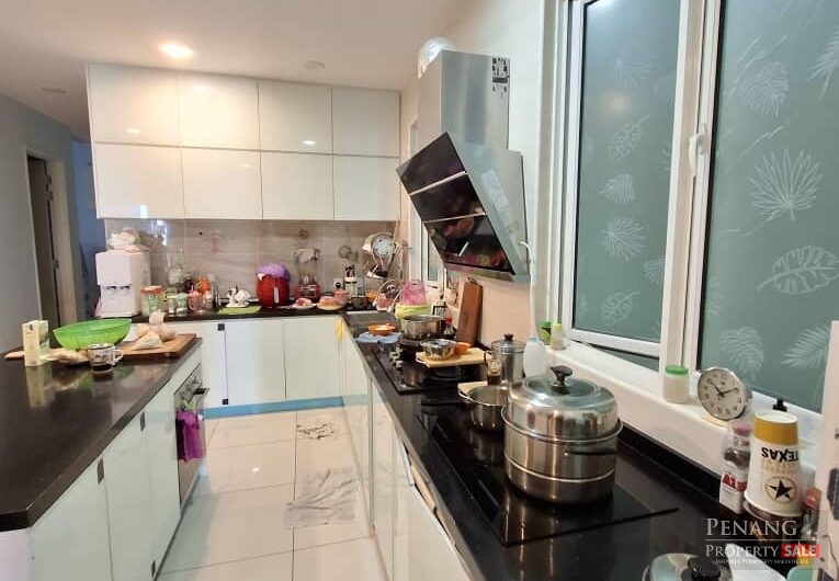 The Clovers, Bayan Lepas