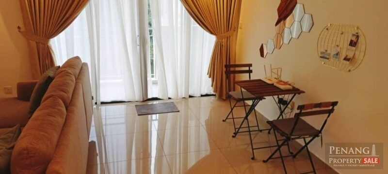 Mar Vista, Batu Maung