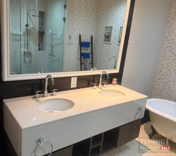 High end condo by Andaman Sea, fully renovated and furnished