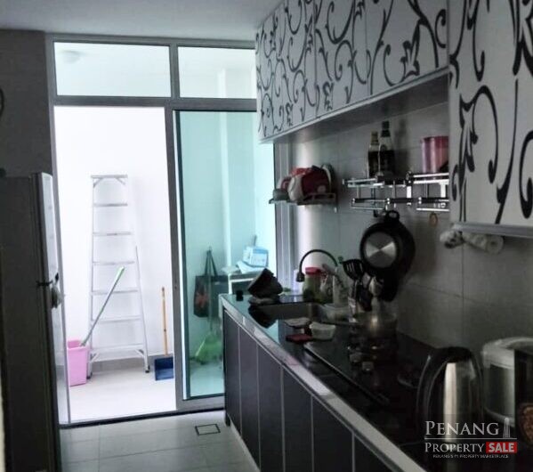 Corner Unit, Setia Pinnacle 1515sf with 2 Carparks, Freehold