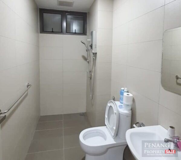 Renovated Corner Unit at Skycube Residence, Low Floor, Value Buy!