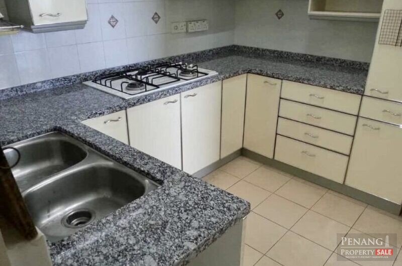 2 Carparks! Value Buy! Gold Coast Condo with Seaview