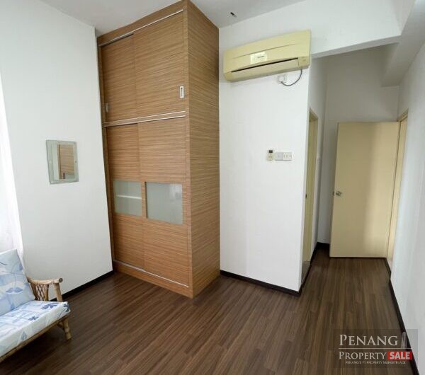 Corner Unit! Eden Seaview with 1 Carpark. Renovated & Freehold