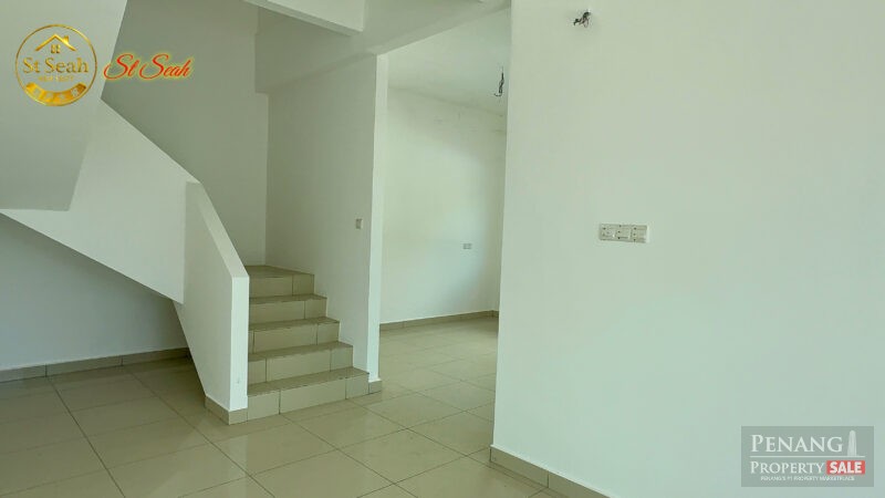 Taman Seri Murai 14100 Simpang Ampat Double Storey Semi Detached (Conner Unit) Land 2713sf Bldg up 2783sf 4 Bedroom  3 Bathroom  RM899K Stseah 0134997388 100% Licensed Real Estate Negotiator NO: REN 13677 * if you are interested in selling your property pls contact  * LISTING NO:A836 *** Build your dream house *** #地产大叔 #stseah