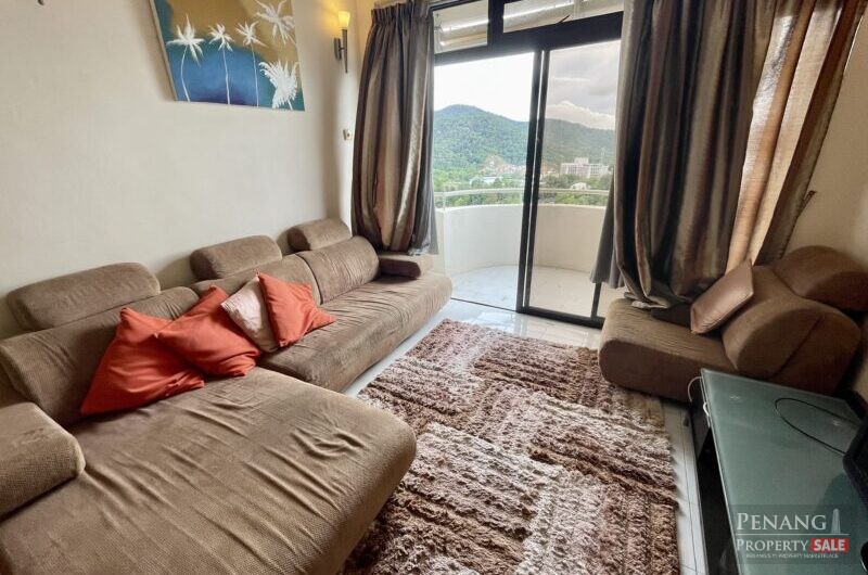 SEAVIEW! Renovated Eden Seaview Condo with 1 Carpark