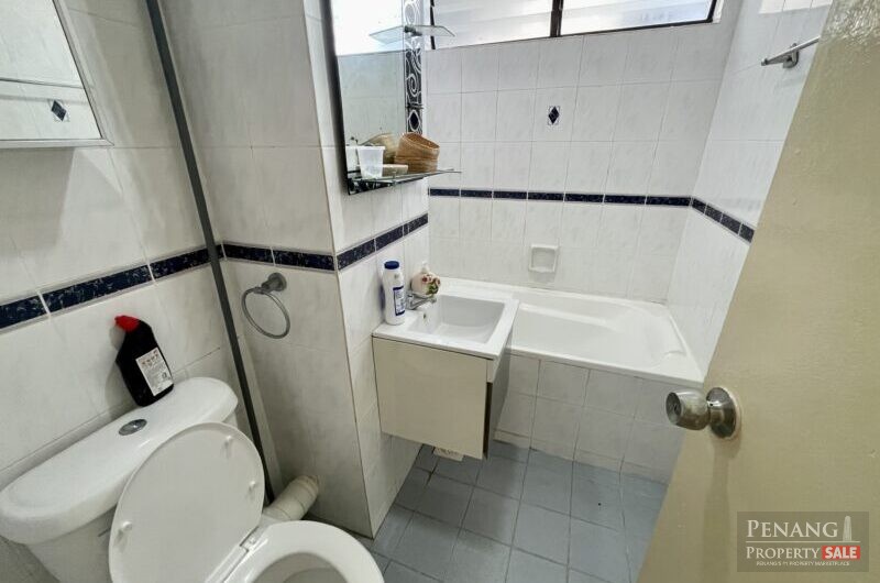 SEAVIEW! Renovated Eden Seaview Condo with 1 Carpark