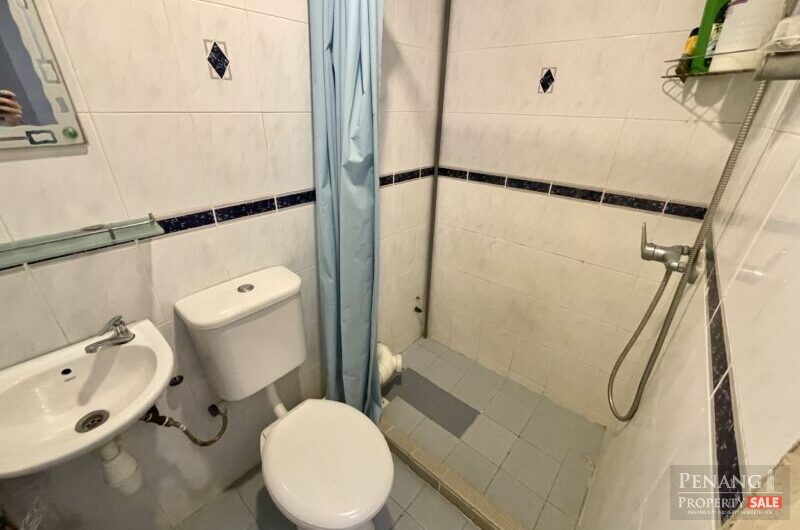 SEAVIEW! Renovated Eden Seaview Condo with 1 Carpark