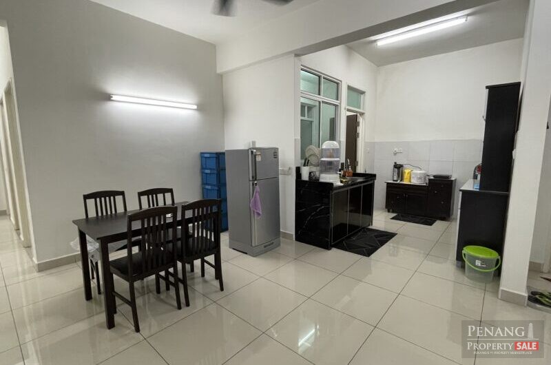 3 CARPARKS! Renovated & Freehold Reflections Condo