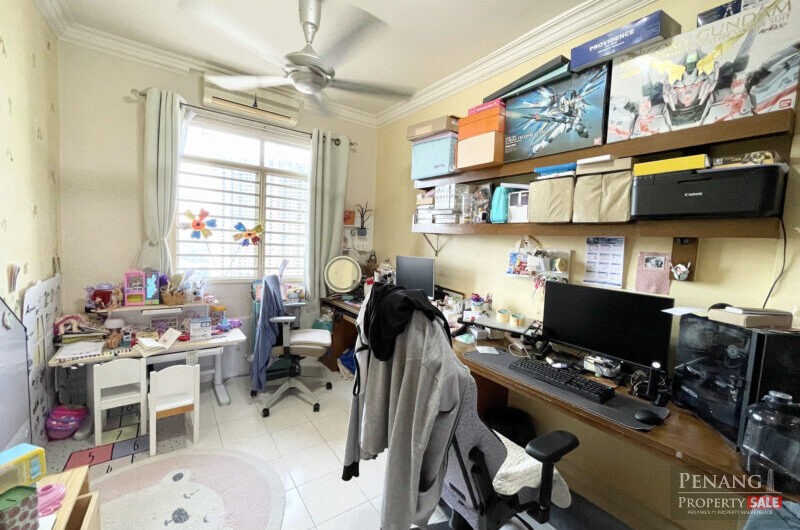 Worth Buy! Renovated Mutiara Place, Low Density and Well Maintained