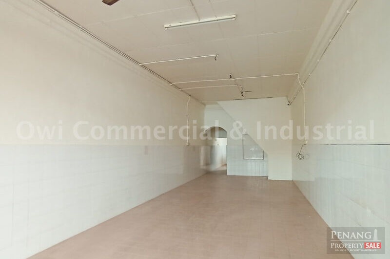 Refurbished Shophouse with Easy Parking Access near Chowrasta Market