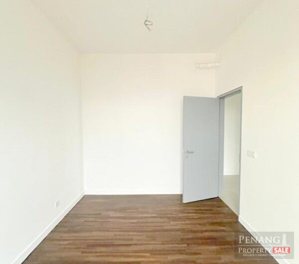 [4 CAR PARK] Triuni Residence 1949sqft Gelugor Seaview Bare unit