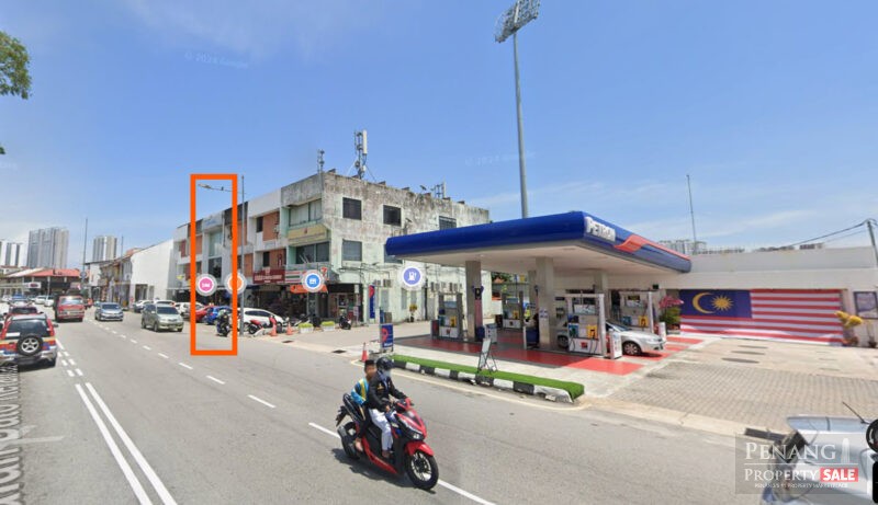 Three-Storey Intermediate Commercial Building on Jalan Dato Kramat in George Town