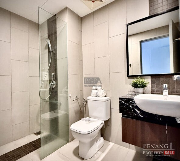 Stylish Designer Seaview Condo @ The Landmark by Katana, Tanjong Tokong