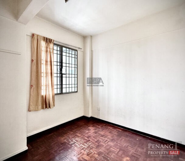 Sri Permai Apartment For Rent on Jalan Free School in Jelutong.