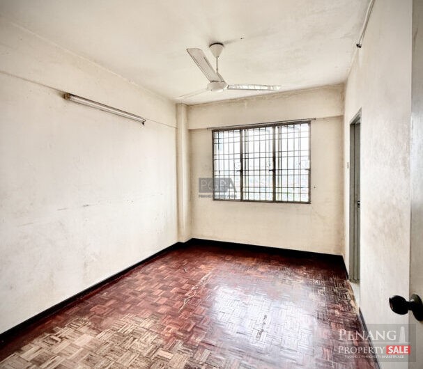 Sri Permai Apartment For Rent on Jalan Free School in Jelutong.