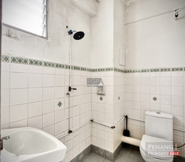 Sri Permai Apartment For Rent on Jalan Free School in Jelutong.