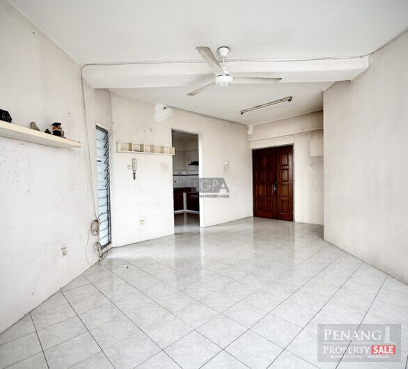 Sri Permai Apartment For Rent on Jalan Free School in Jelutong.