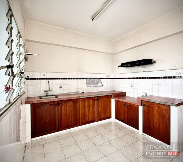 Sri Permai Apartment For Rent on Jalan Free School in Jelutong.