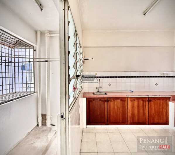 Sri Permai Apartment For Rent on Jalan Free School in Jelutong.