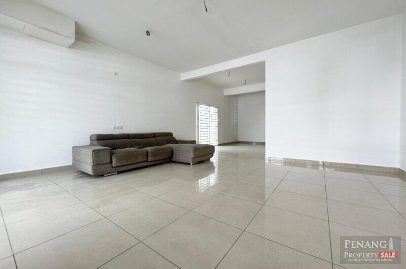 3 Storey Terrace Persiaran Pantai Jerjak near Queensbay Land 2400sf