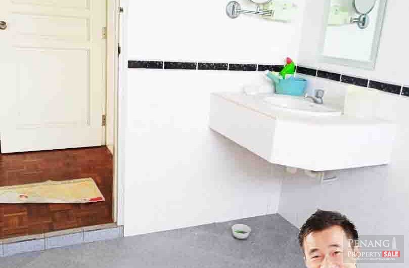 Twin Tower , Persiaran Tanjung Bungah 11200 Pulau Pinang