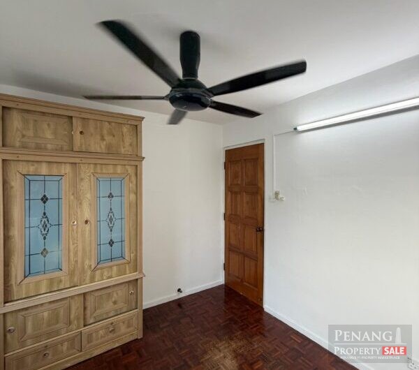 FOR RENT  Desa Green