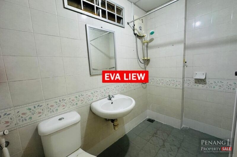 Putra Place Block B3 Bayan Lepas Renovated & Furnished Pool view