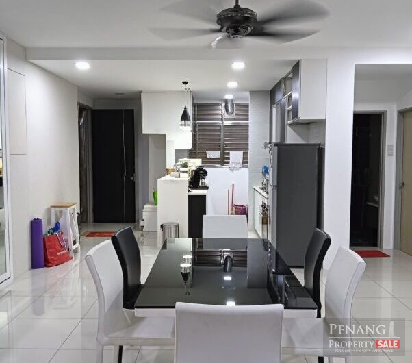 10 Island Resort 1250sf Seaview Condominium Located in Batu Ferringhi