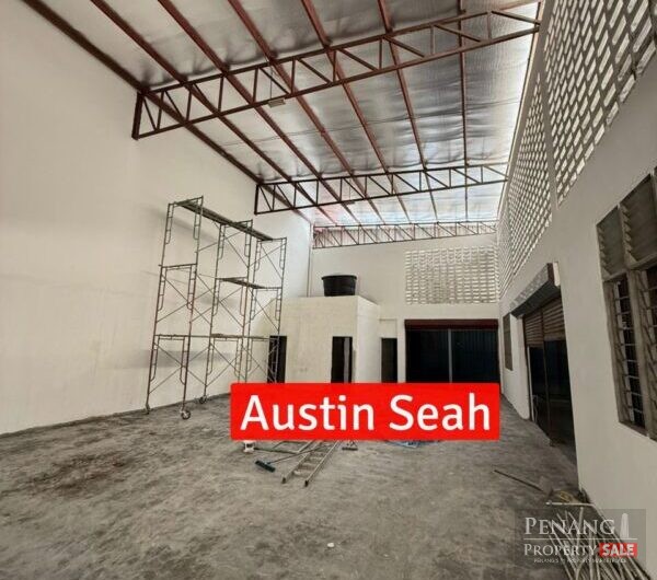 VALDOR 1.5 STOREY LIGHT INDUSTRY FACTORY For RENT, AVAILABLE NOW