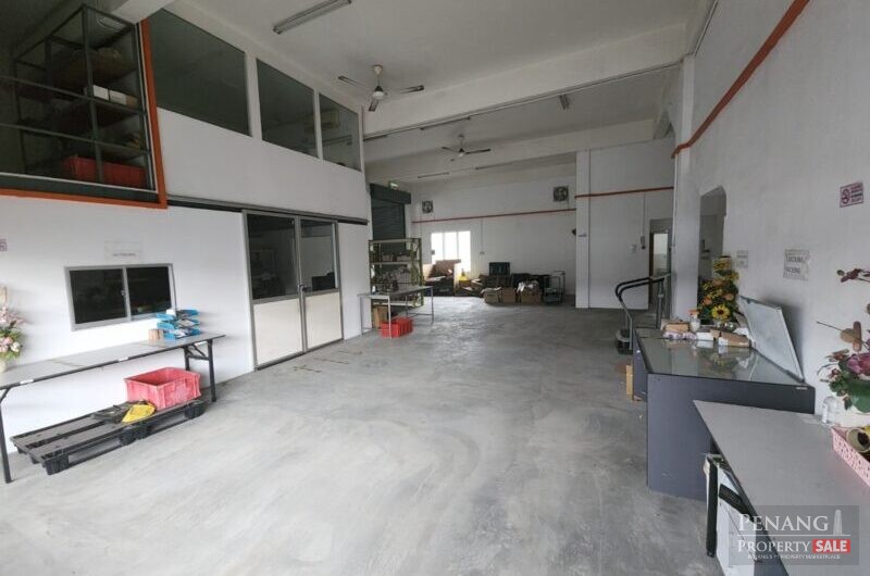 1.5 STOREY SEMI-D FACTORY For RENT, LAND FILLED UP, NO FLOOD AREA