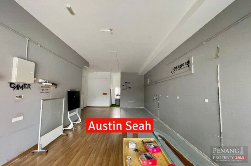 FARLIM SQUARE GROUND FLOOR For RENT, HIGH VISIBILITY, GOOD LOCATION