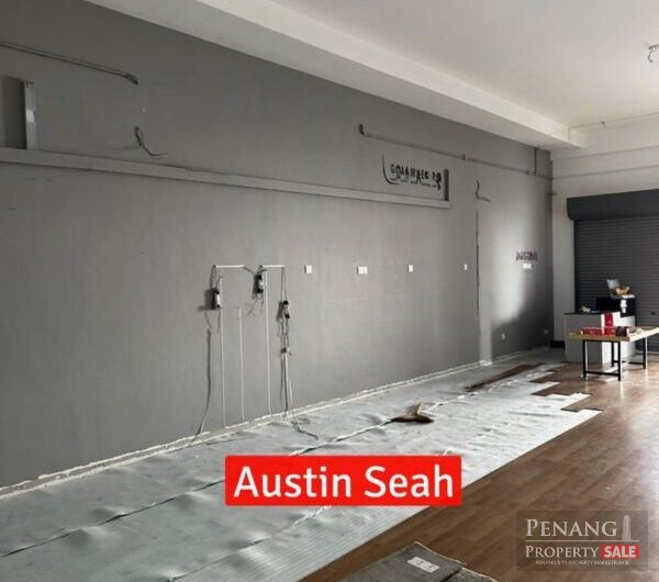 FARLIM SQUARE GROUND FLOOR For RENT, HIGH VISIBILITY, GOOD LOCATION