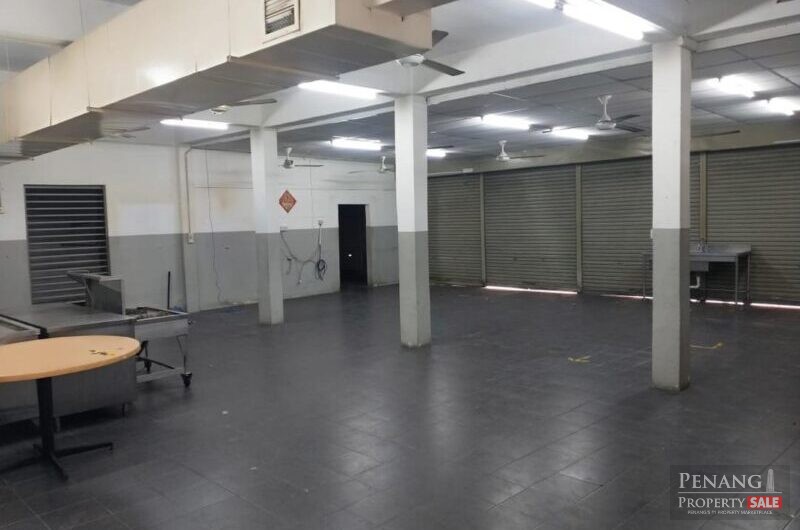 (PARTLY RENOVATED) Nearby Kwang Hwa Primary GF Shoplot, Raja Uda, Butterworth For RENT