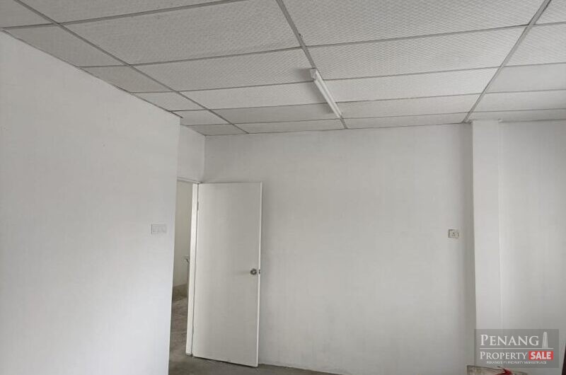 (PARTLY RENOVATED) Nearby Kwang Hwa Primary GF Shoplot, Raja Uda, Butterworth For RENT