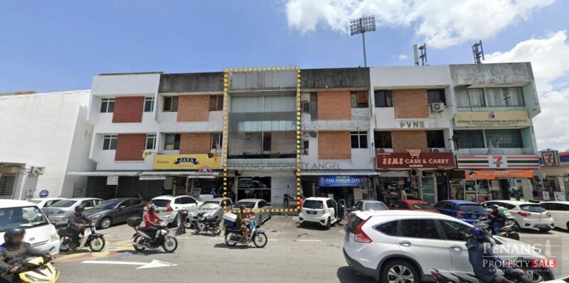 Three-Storey Intermediate Commercial Building on Jalan Dato Kramat in George Town