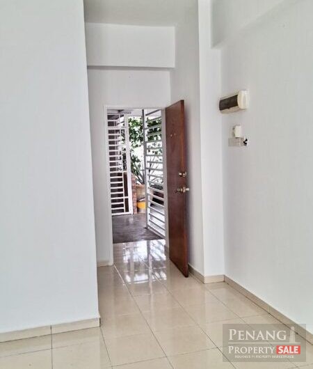 Freehold Idaman Iris with 1 Carpark