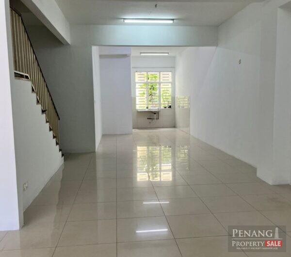 3 Sty Terrace | Lintang Penawar Jelutong  | 6 bedrooms 3600sf
