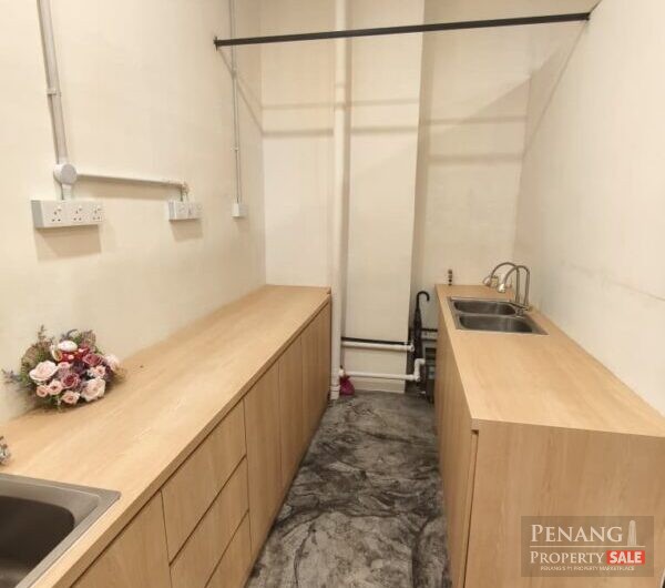 Prangin Mall Retail Shop, Georgetown