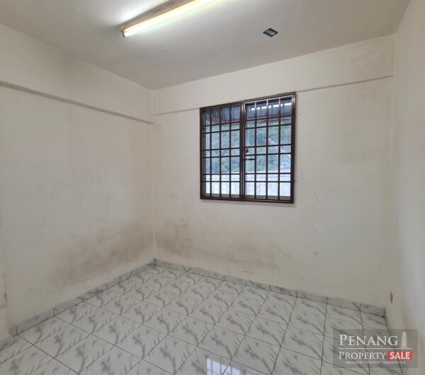 Krystal Heights Greenlane Flat Near Penang Bridge, e Gate, Lam Wah Ee For Rent 青草巷二房公寓出租