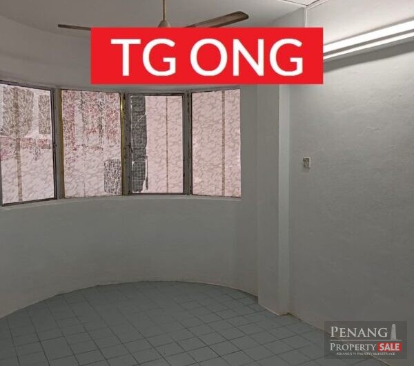 Villa Keroja Move in Condition Fan Lights Ready near Queensbay