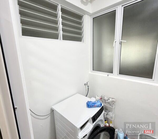 Freehold and Renovated Havana Beach with 2 Carparks