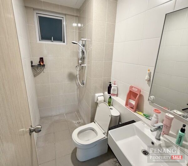 Freehold and Renovated Havana Beach with 2 Carparks