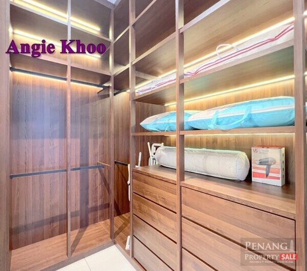 Queens Residence Q1 Bayan Lepas 1000sf ID Designed 2 Car Park [KEY WITH ME]