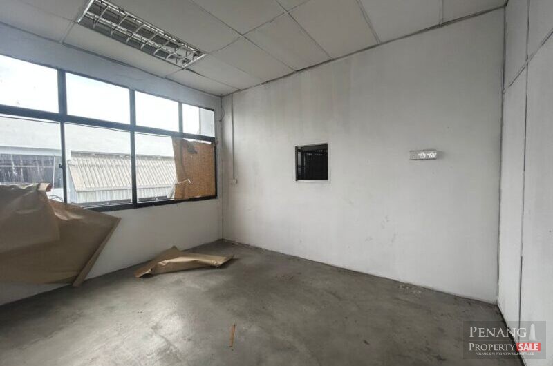 (1.5 STOREY LIGHT INDUSTRY) Juru IKS, Juru / Simpang Ampat For RENT