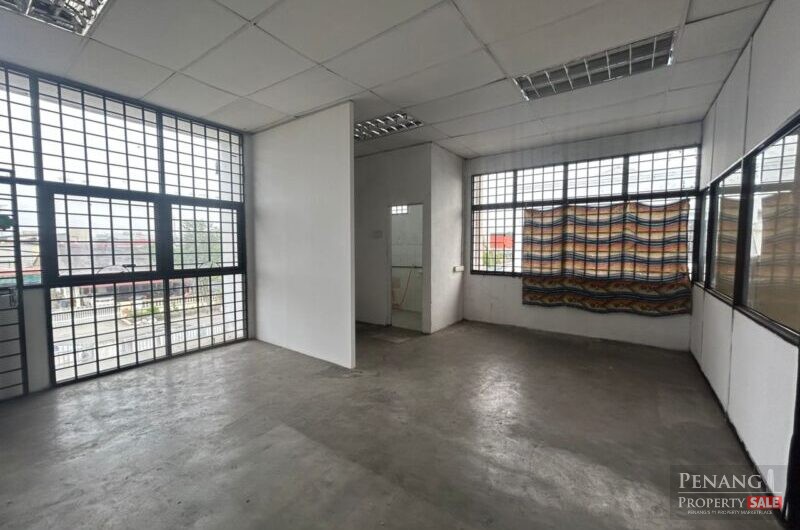 (1.5 STOREY LIGHT INDUSTRY) Juru IKS, Juru / Simpang Ampat For RENT